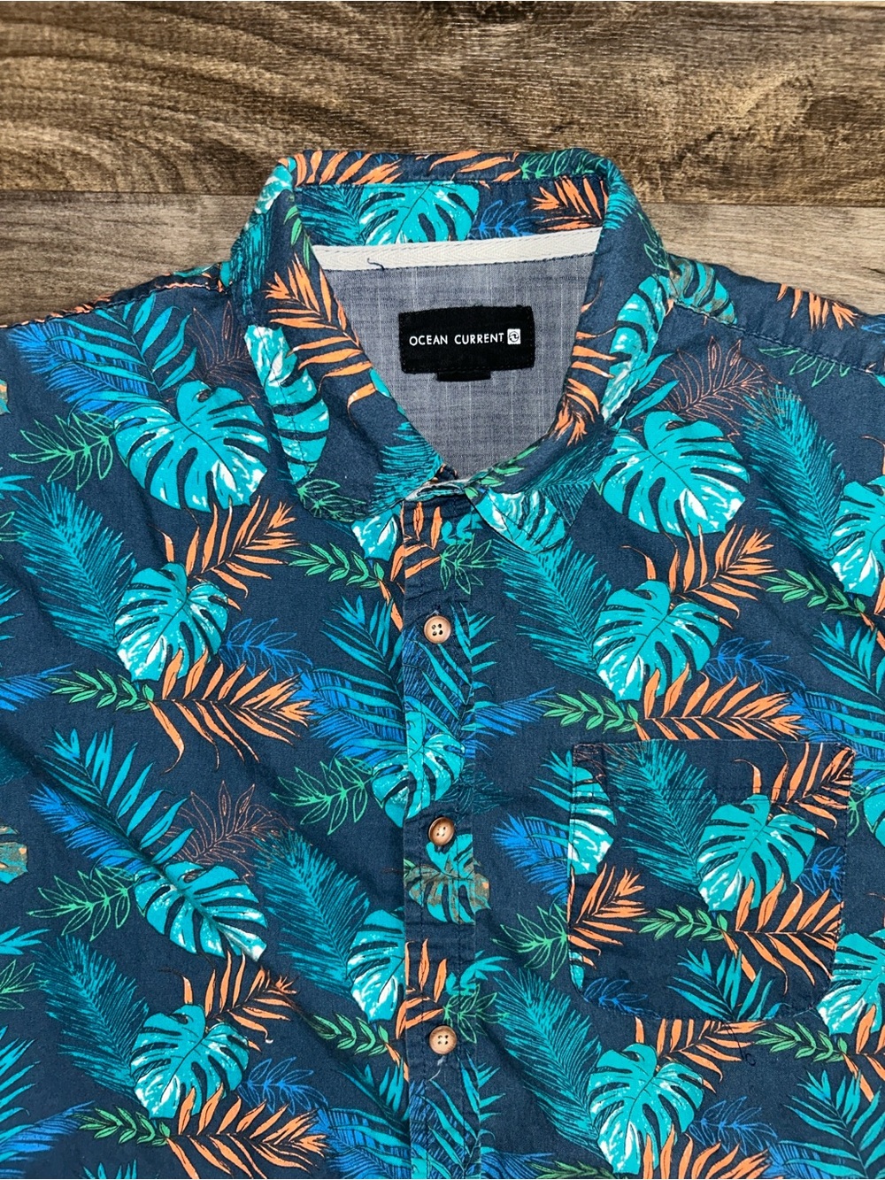 Ocean Current Tropical Button Up Shirt Men’s M Blue Hawaiian Cotton